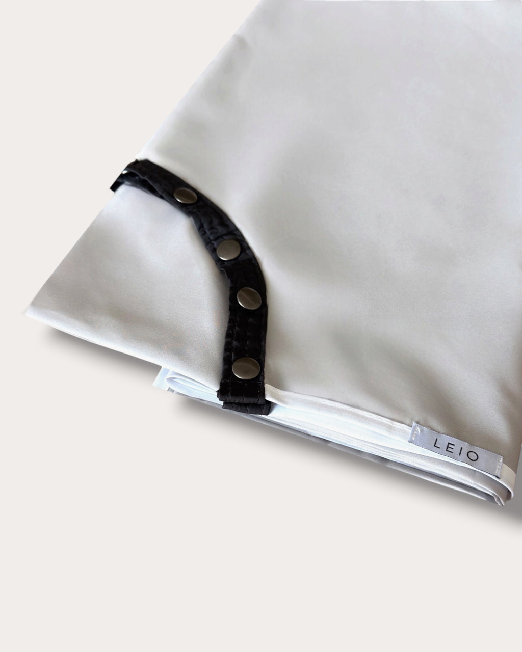 Essential Cutting Cape