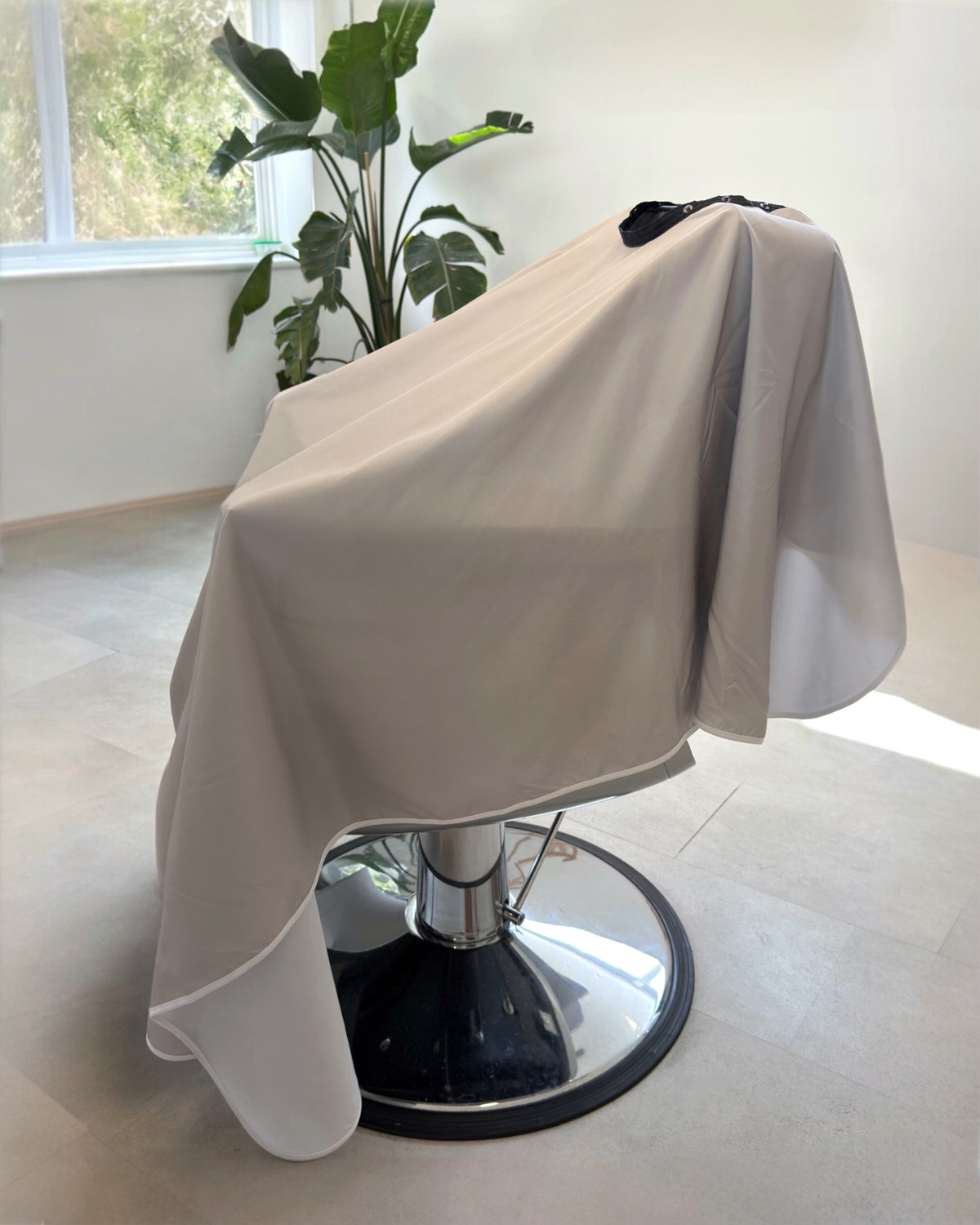 Essential Cutting Cape