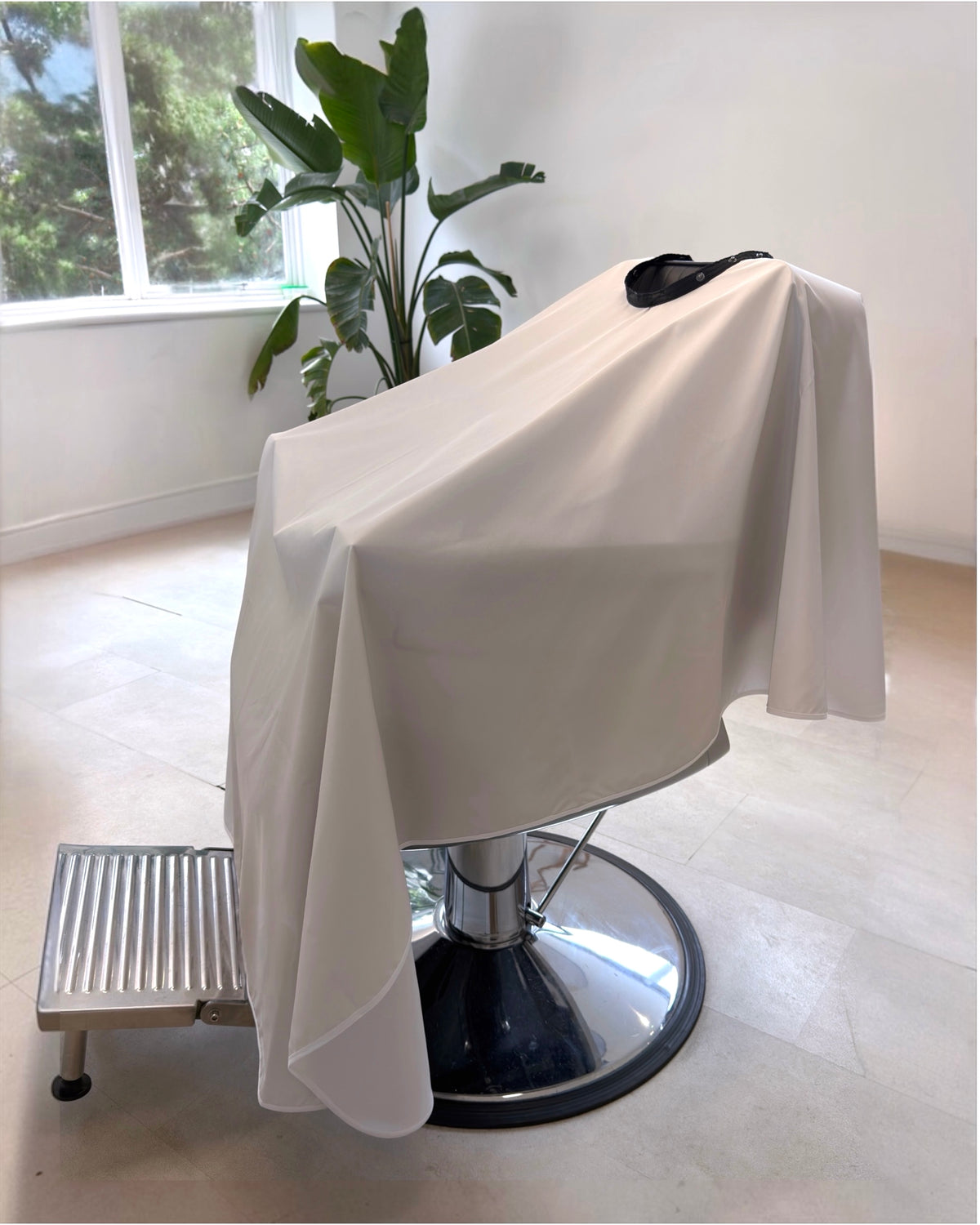 Essential Cutting Cape