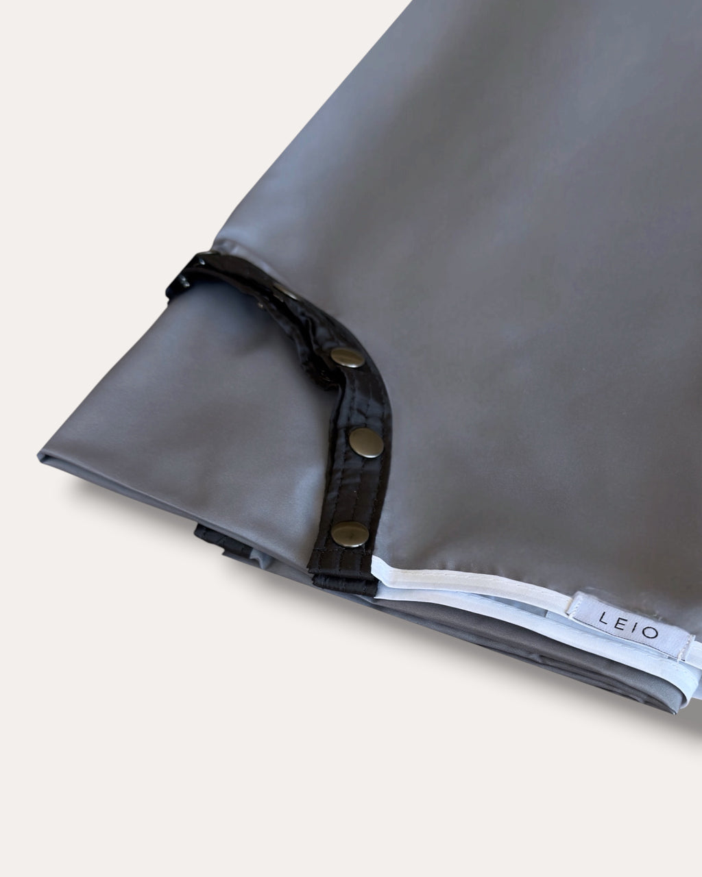 Essential Cutting Cape