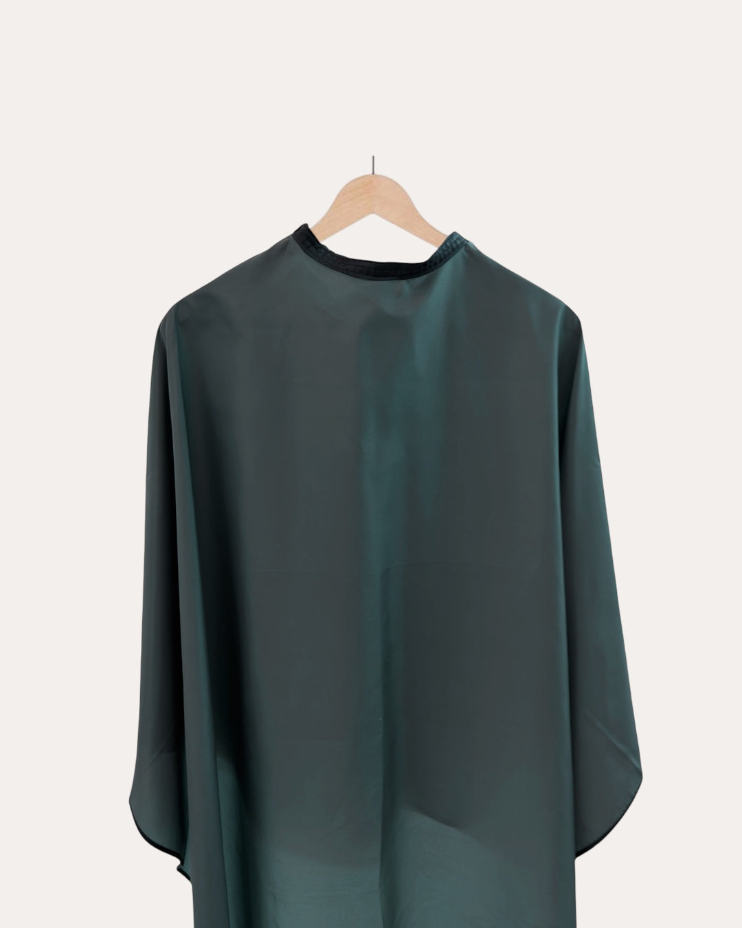 Essential Cutting Cape