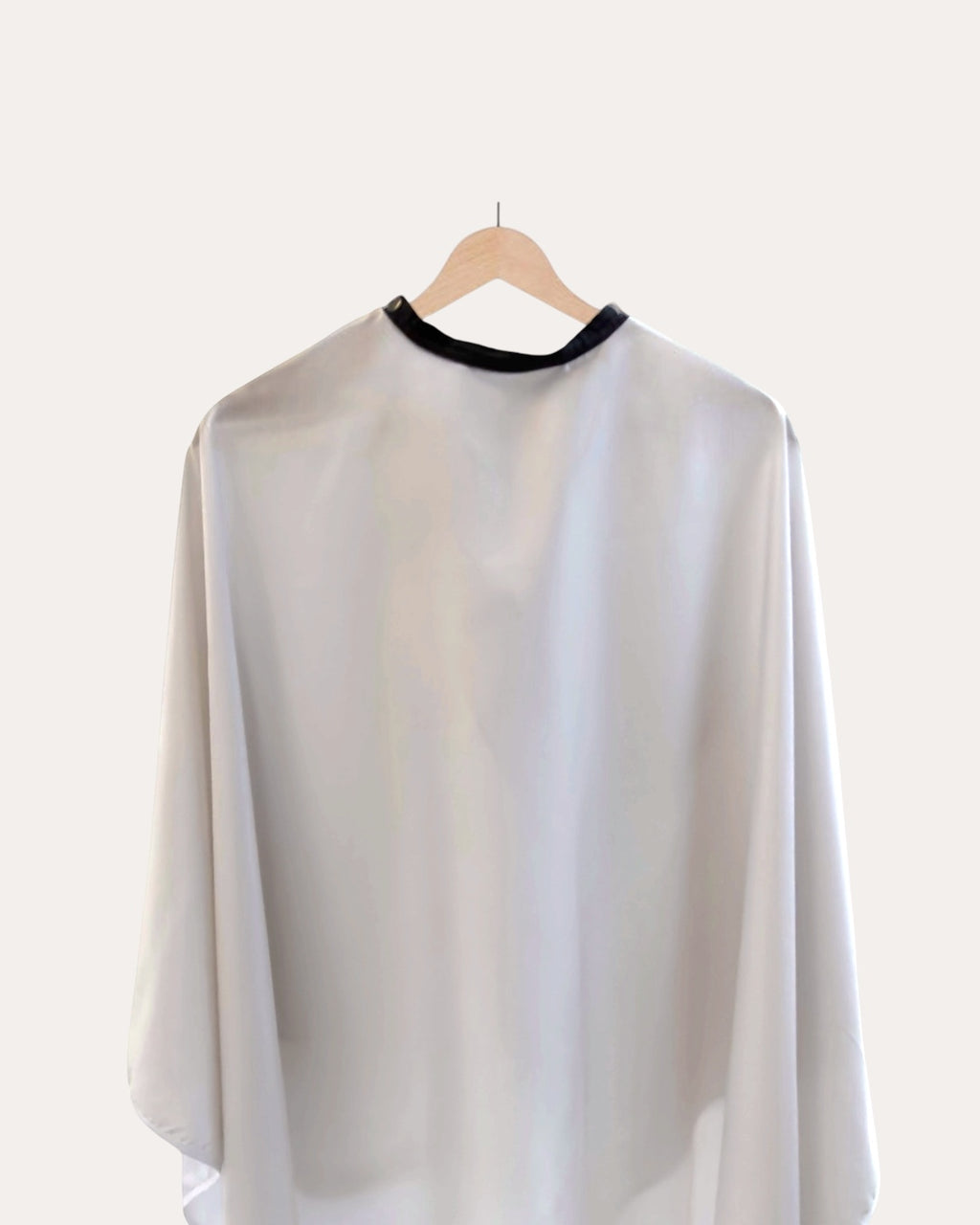 Essential Cutting Cape