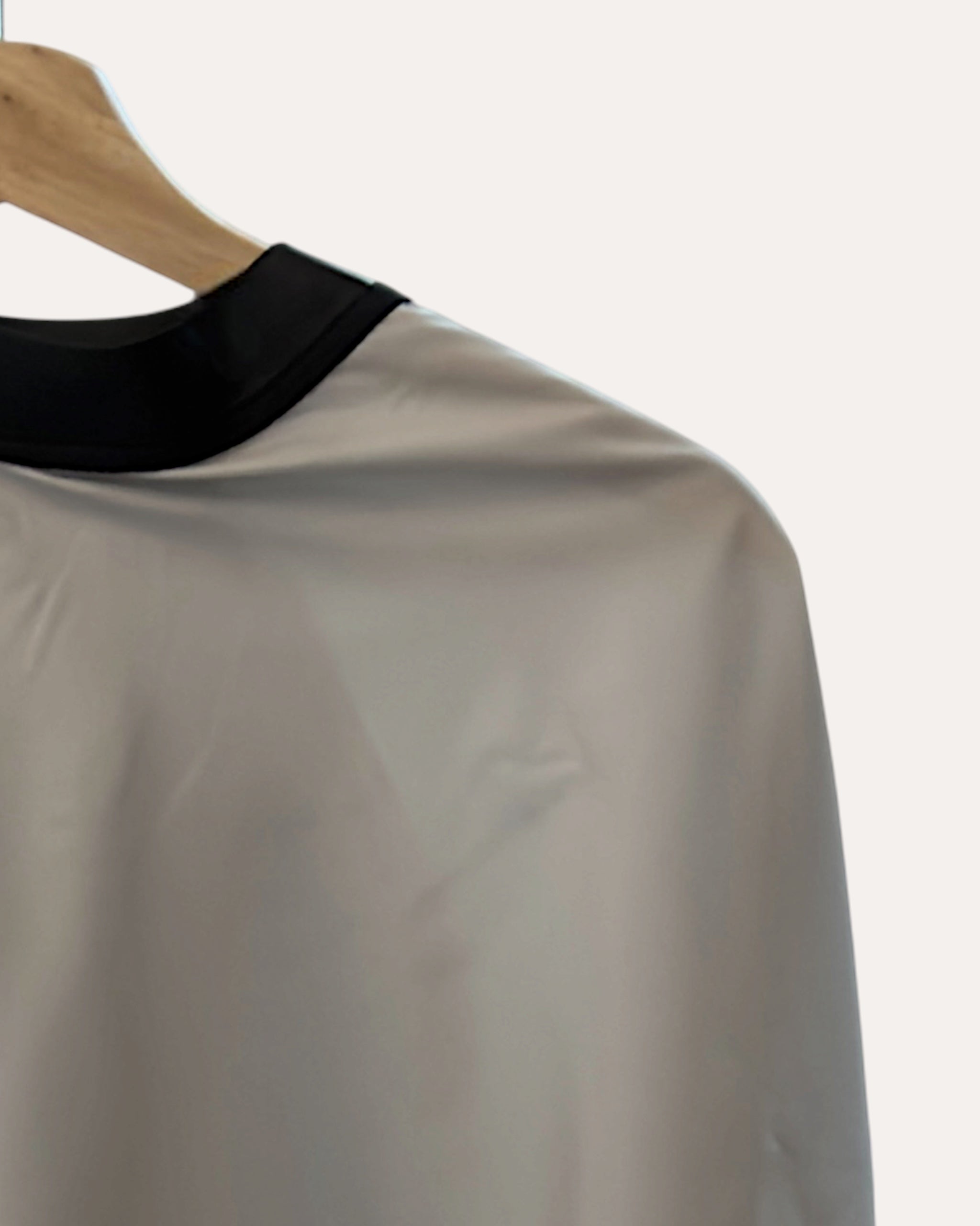 Rubber Cutting Cape