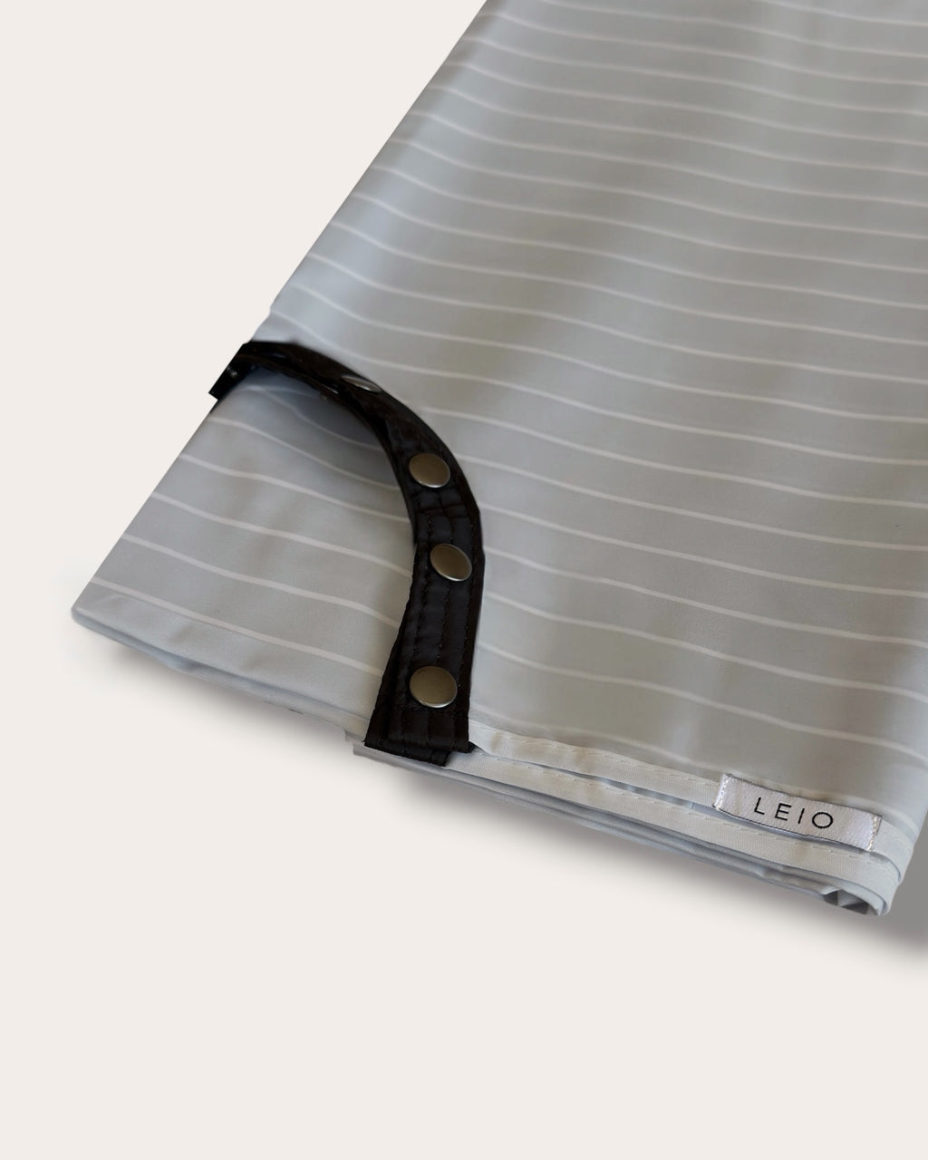 Essential Cutting Cape
