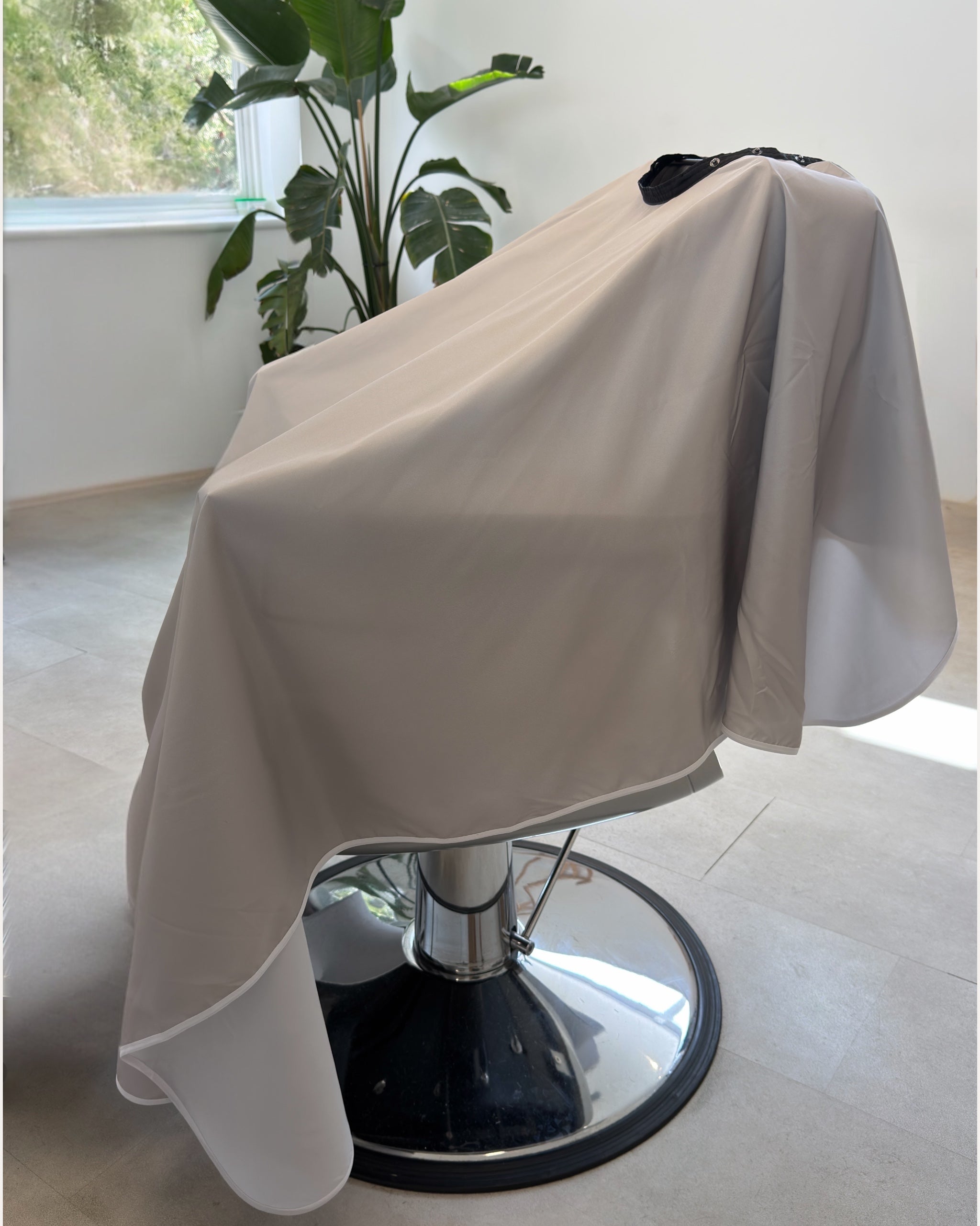 Essential Cutting Cape