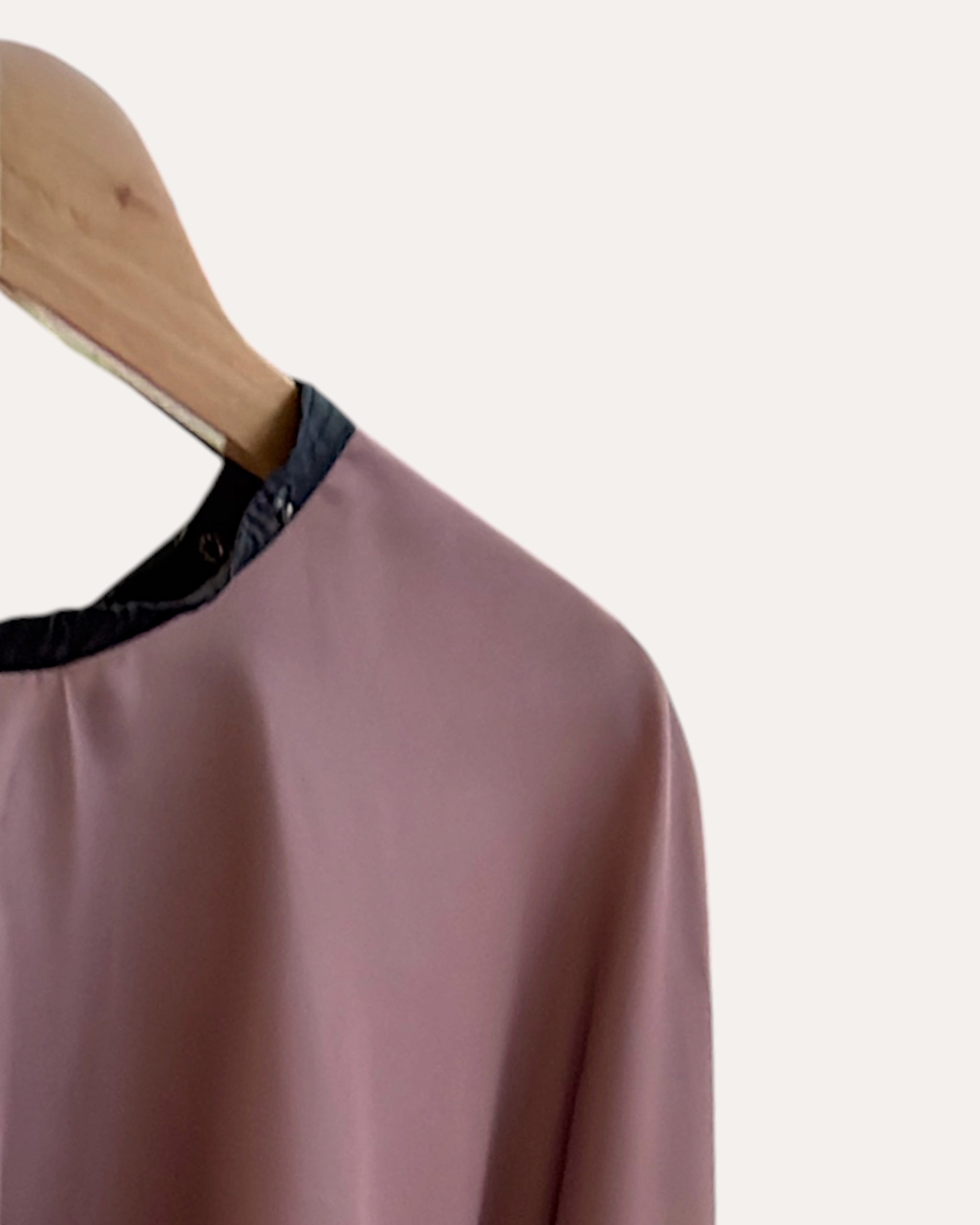 Essential Cutting Cape