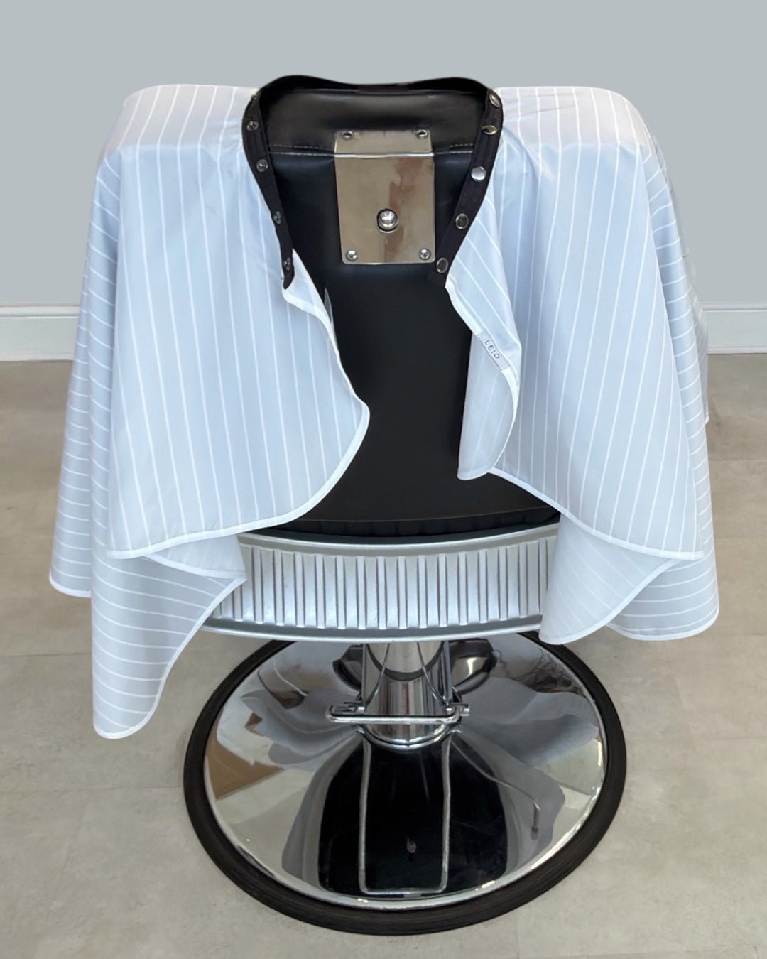 Essential Cutting Cape